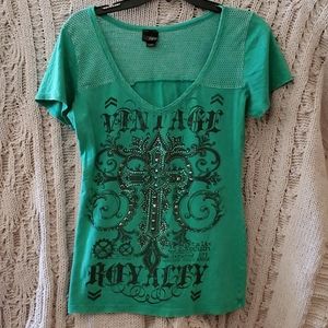 Daytrip green tshirt w rhinestones